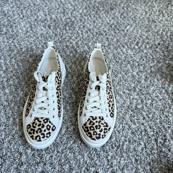 Vionic Winny Women's Casual Sneaker Natural Leopard Lace Up Shoe Size 8 Wide NEW - Picture 2 of 7